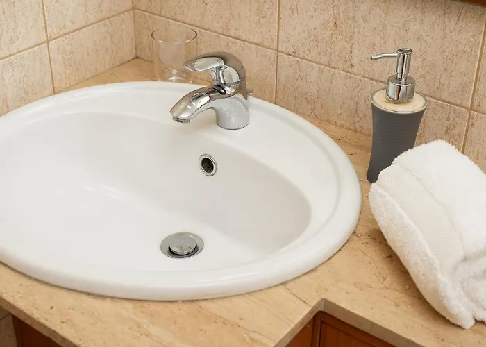 וילה Charming In